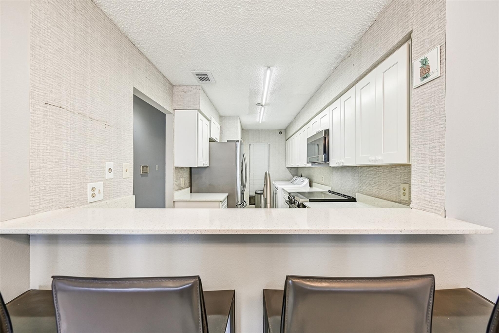 7700 Seawall Boulevard - Photo 12