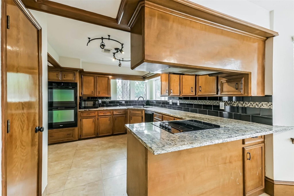 12910 Ivyforest Drive - Photo 6