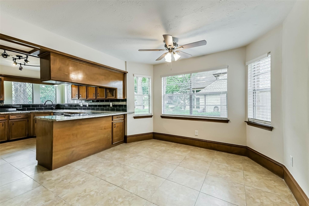 12910 Ivyforest Drive - Photo 3