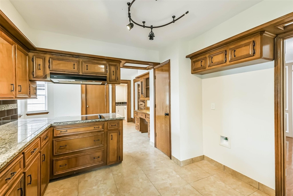12910 Ivyforest Drive - Photo 9