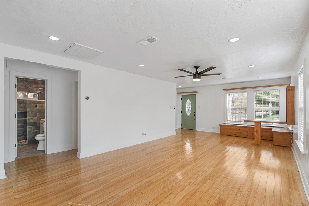 320 Coronado Street - Photo 10