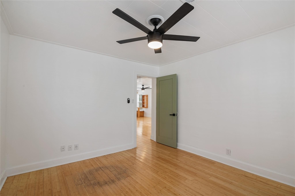 320 Coronado Street - Photo 21