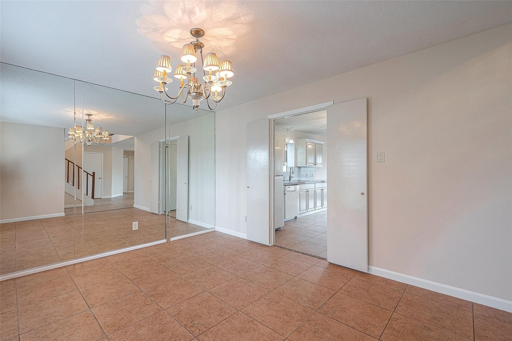 703 Turtle Creek Drive - Photo 5