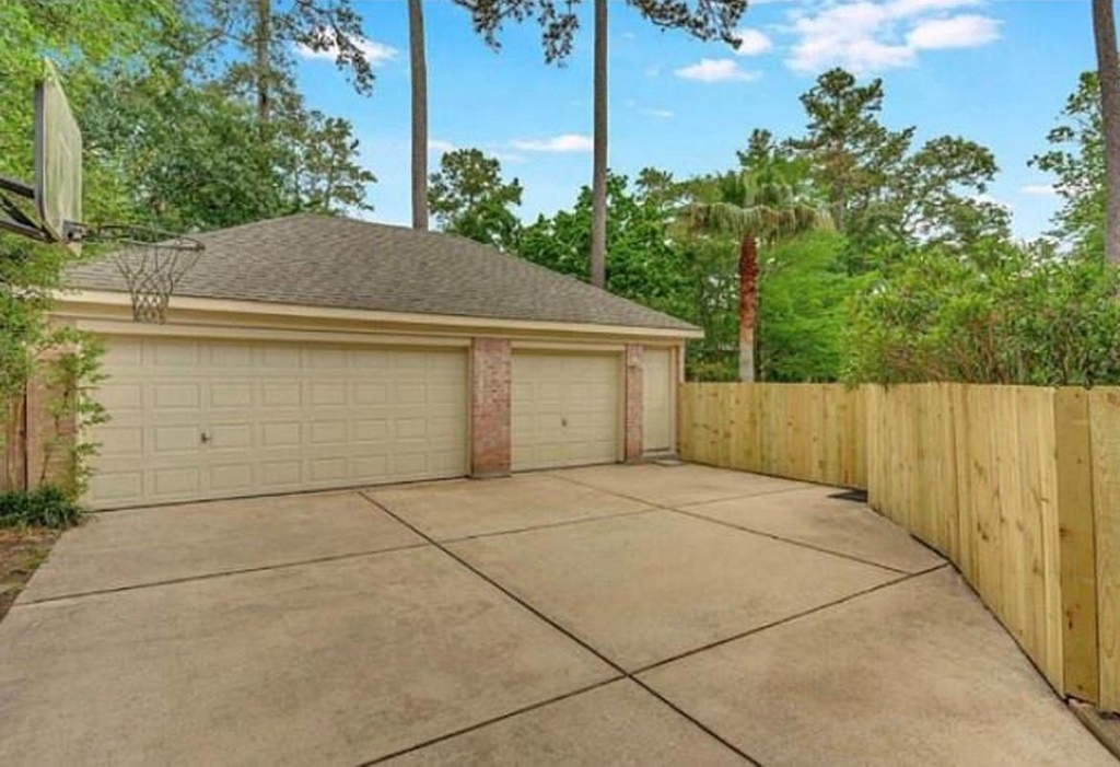 2 Twin Feather Place - Photo 2