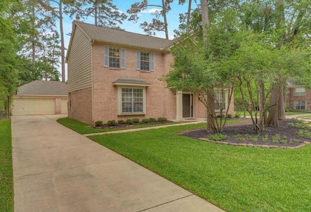 2 Twin Feather Place - Photo 1