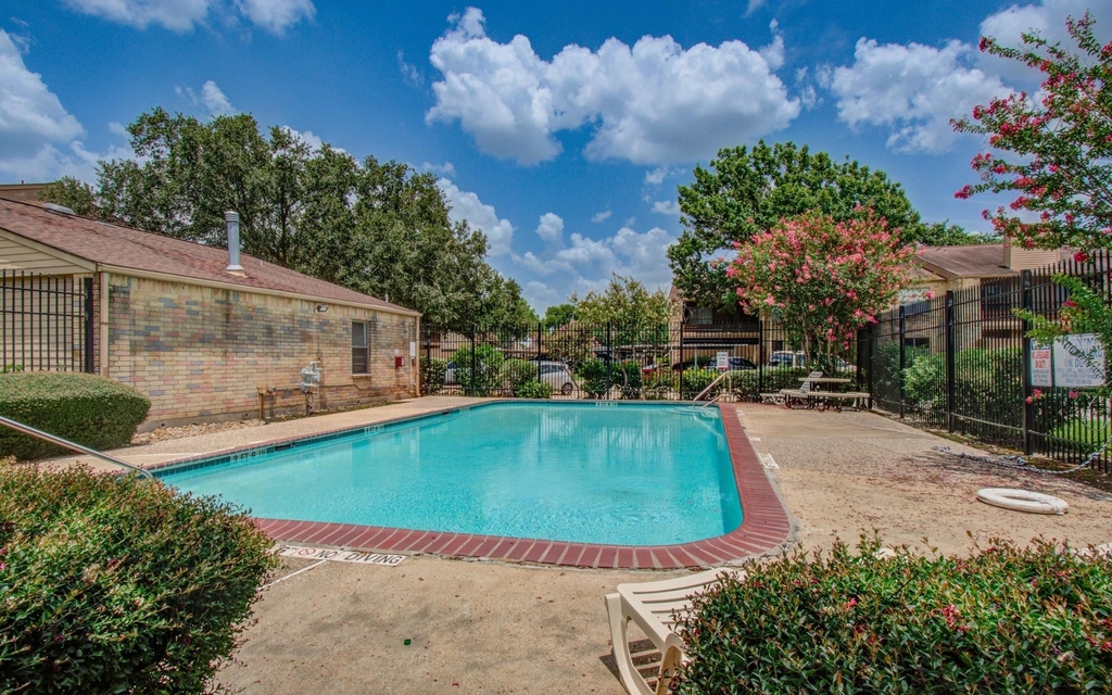 10555 Turtlewood Court - Photo 24