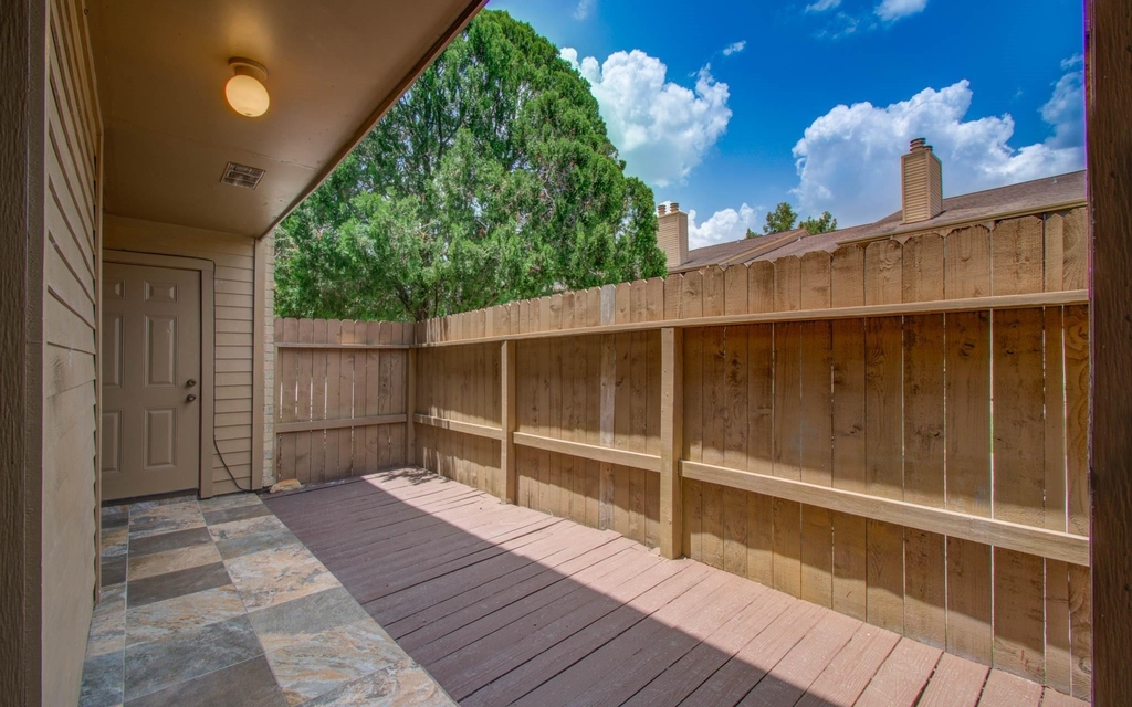 10555 Turtlewood Court - Photo 6
