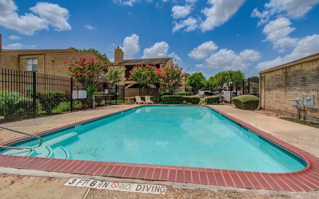10555 Turtlewood Court - Photo 25