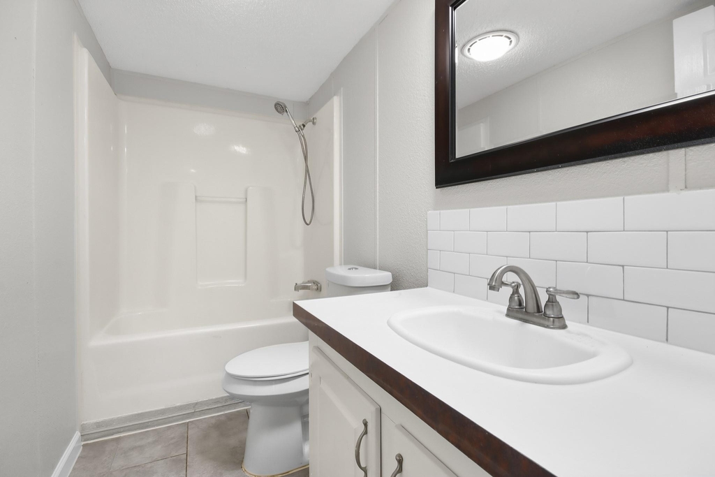 25494 Deepwood Drive - Photo 17