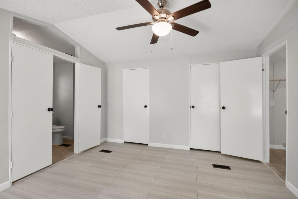 25494 Deepwood Drive - Photo 14