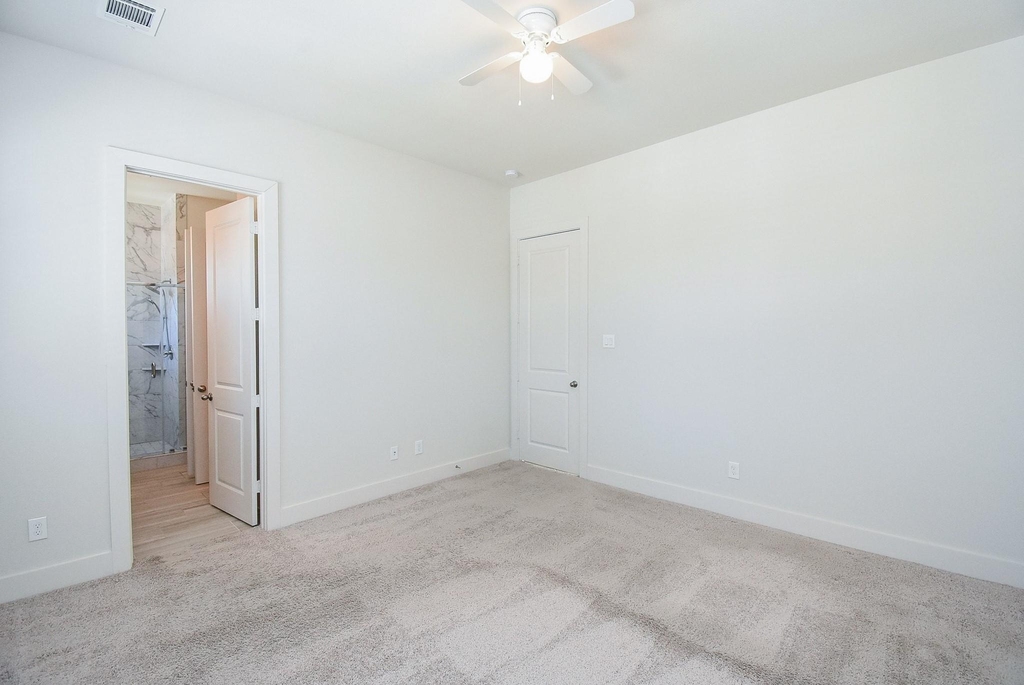 6031 Cypress Street - Photo 11
