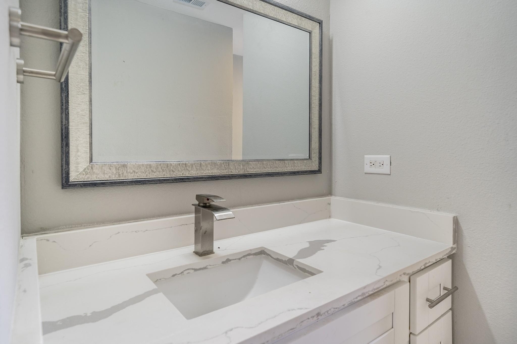 1907 Ashford Hollow Lane - Photo 26