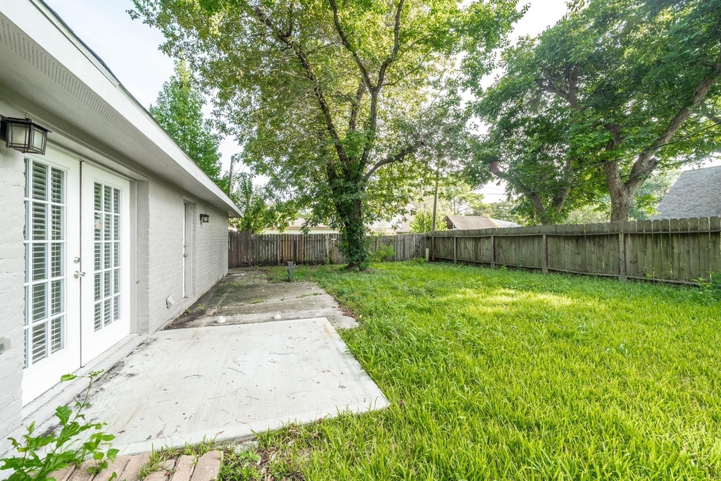 1907 Ashford Hollow Lane - Photo 29