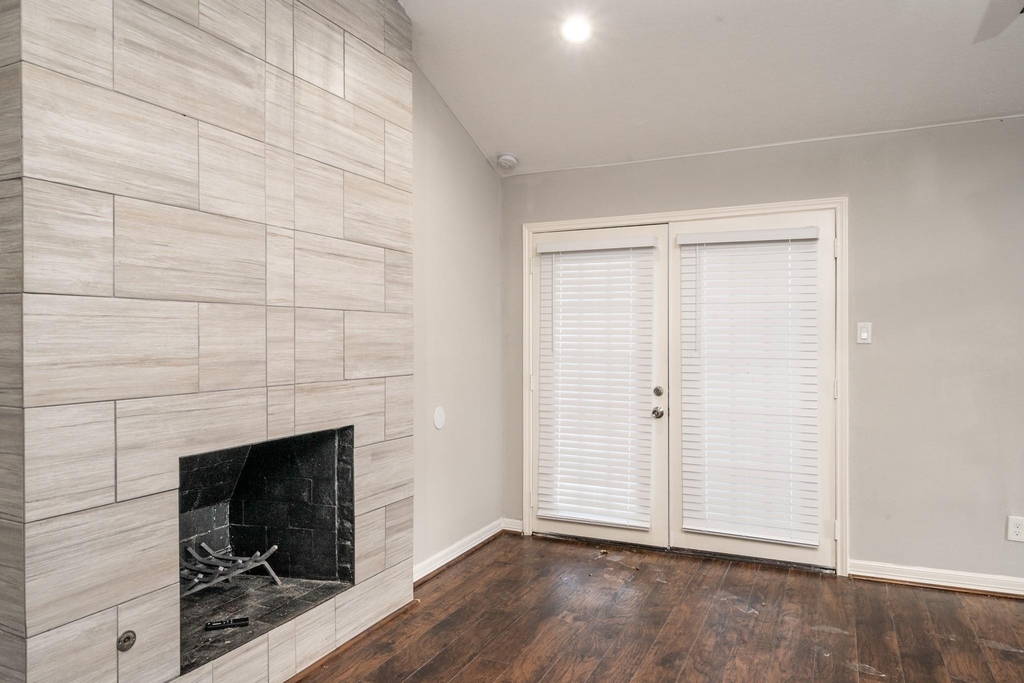1907 Ashford Hollow Lane - Photo 12