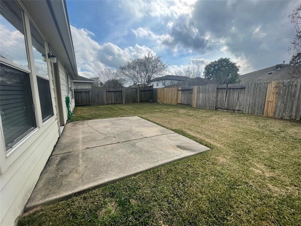3314 Falcon Trail Drive - Photo 2