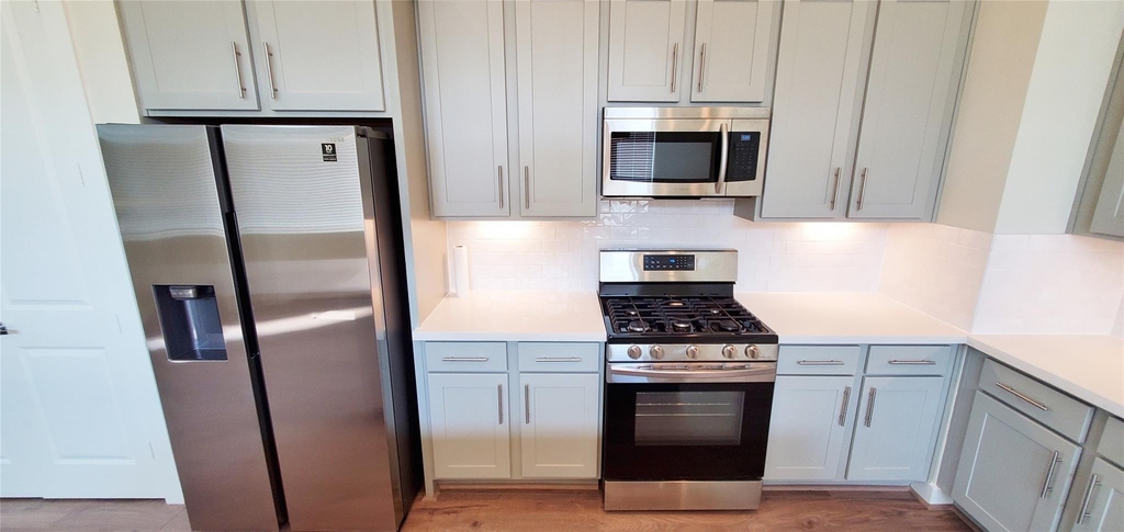 2980 Alice Street - Photo 5
