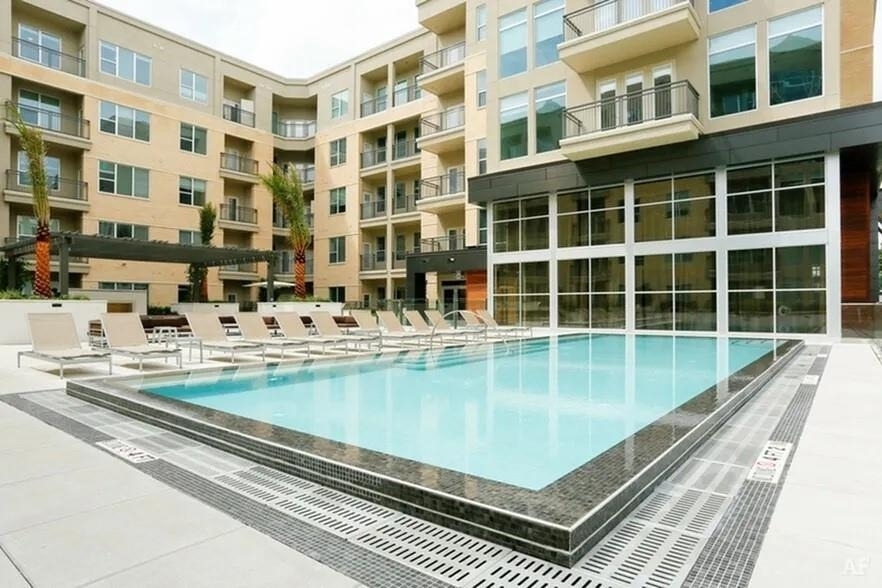 2111 Westheimer Road - Photo 19
