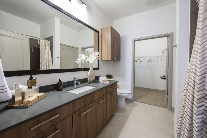 2111 Westheimer Road - Photo 8