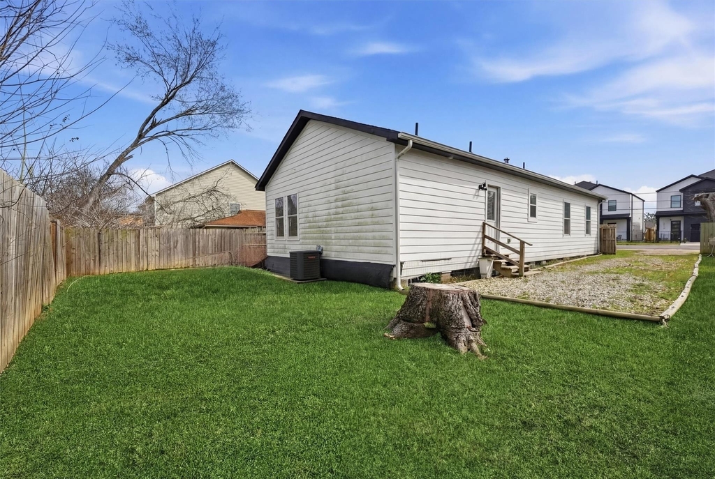 4217 Sterling Street - Photo 9