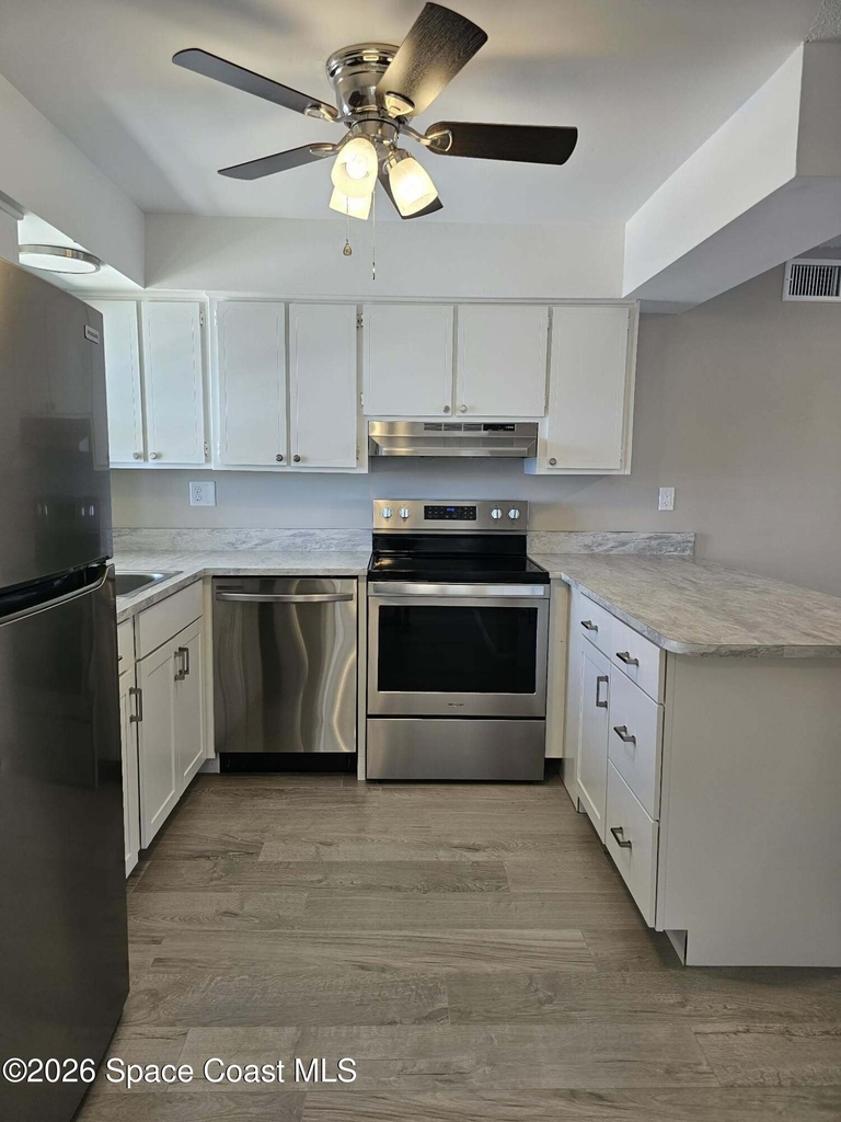 190 E Olmstead Drive - Photo 8