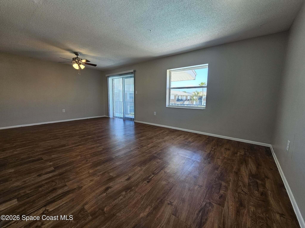 190 E Olmstead Drive - Photo 7