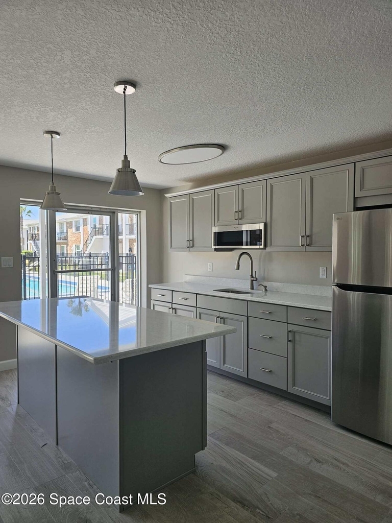 190 E Olmstead Drive - Photo 37