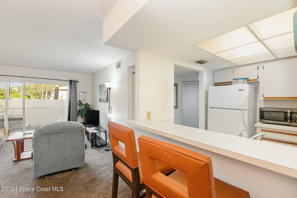 993 Sonesta Avenue Ne - Photo 7