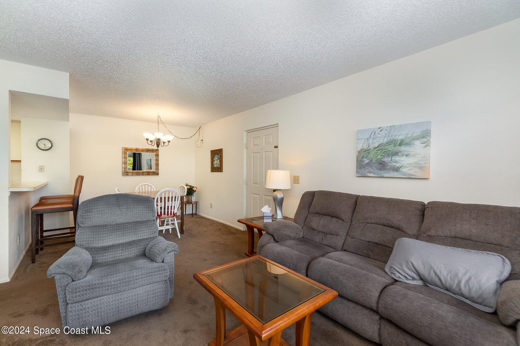 993 Sonesta Avenue Ne - Photo 5