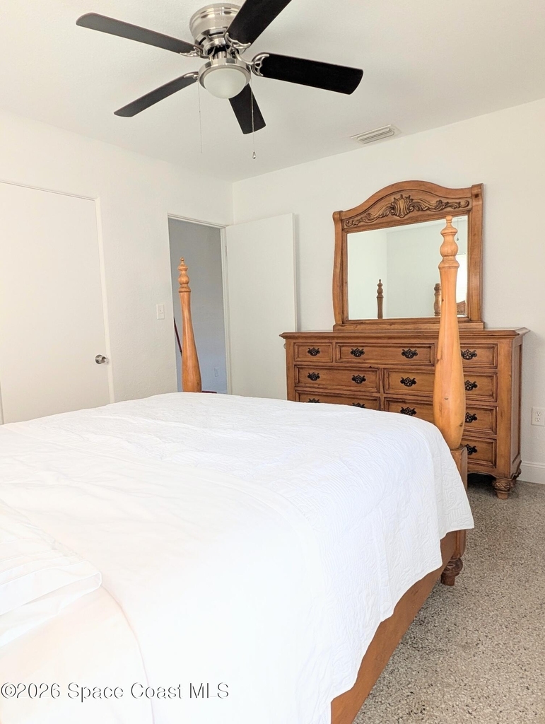 1420 Avocado Avenue - Photo 8