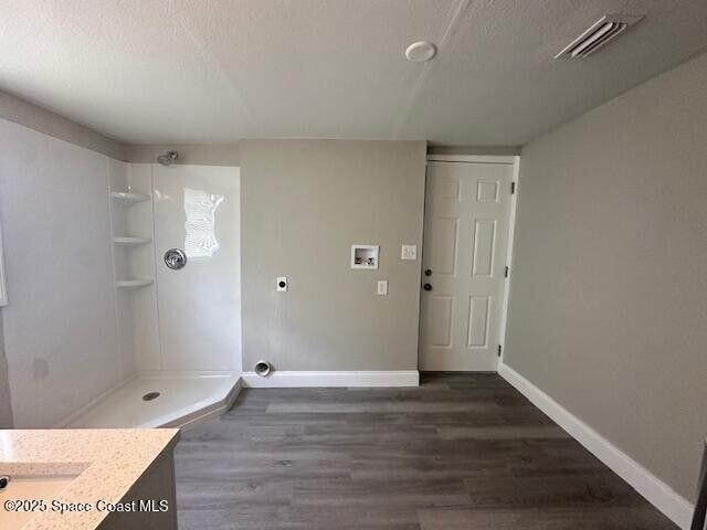 342 Crown Boulevard - Photo 8