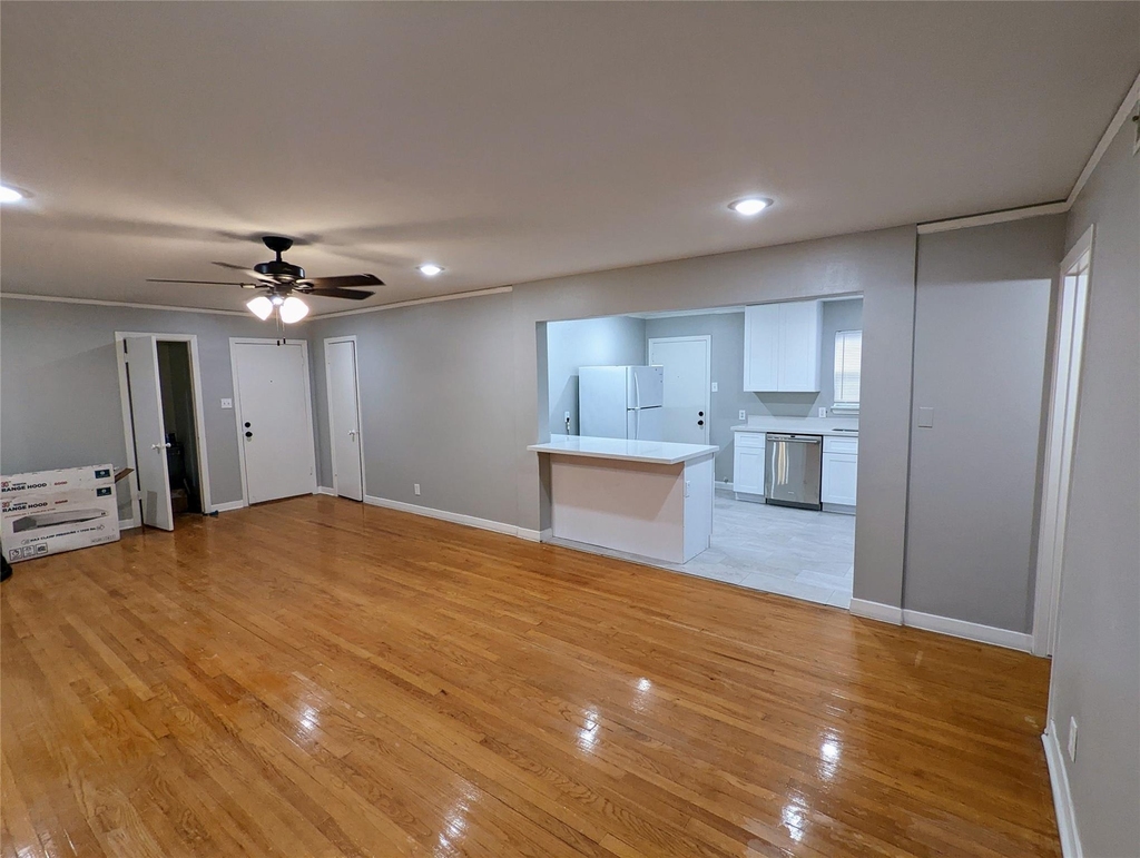 4714 Oakshire Drive - Photo 0