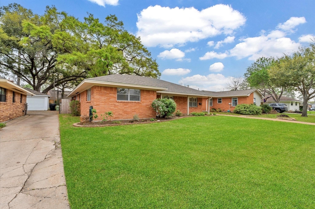 6327 Wynnwood Lane - Photo 20