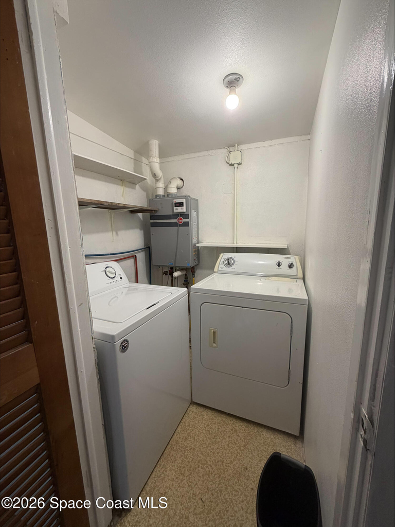 583 Gardenia Circle - Photo 2