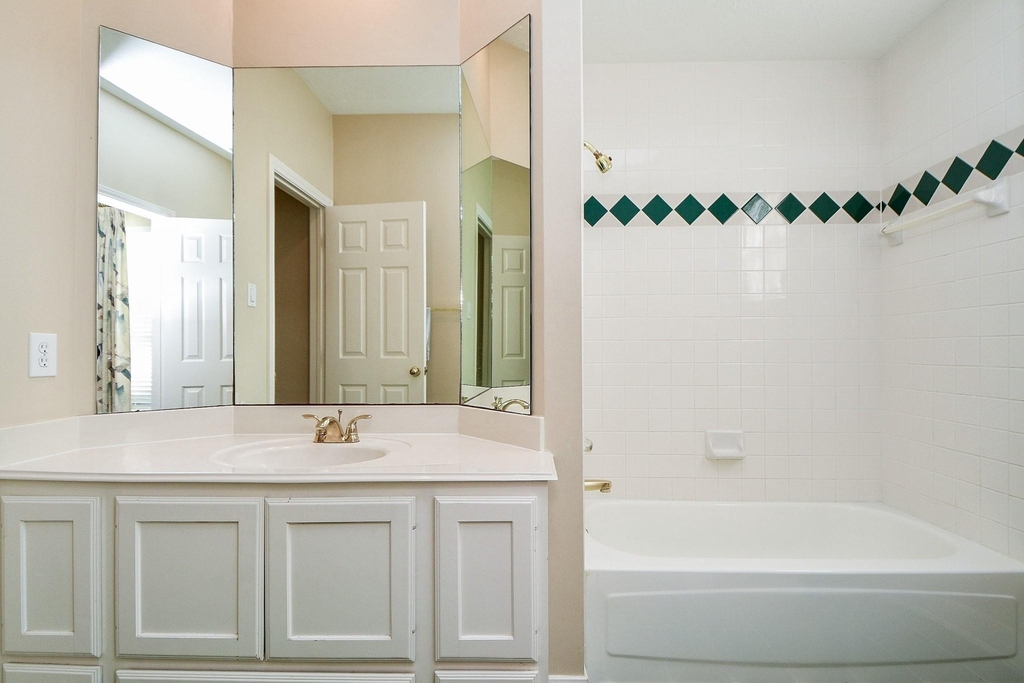 1502 Emerald Springs Court - Photo 35