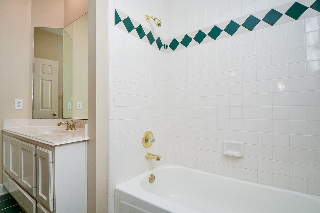 1502 Emerald Springs Court - Photo 36