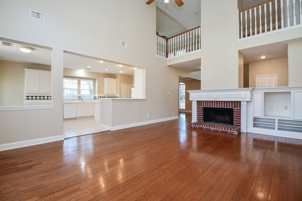 1502 Emerald Springs Court - Photo 8