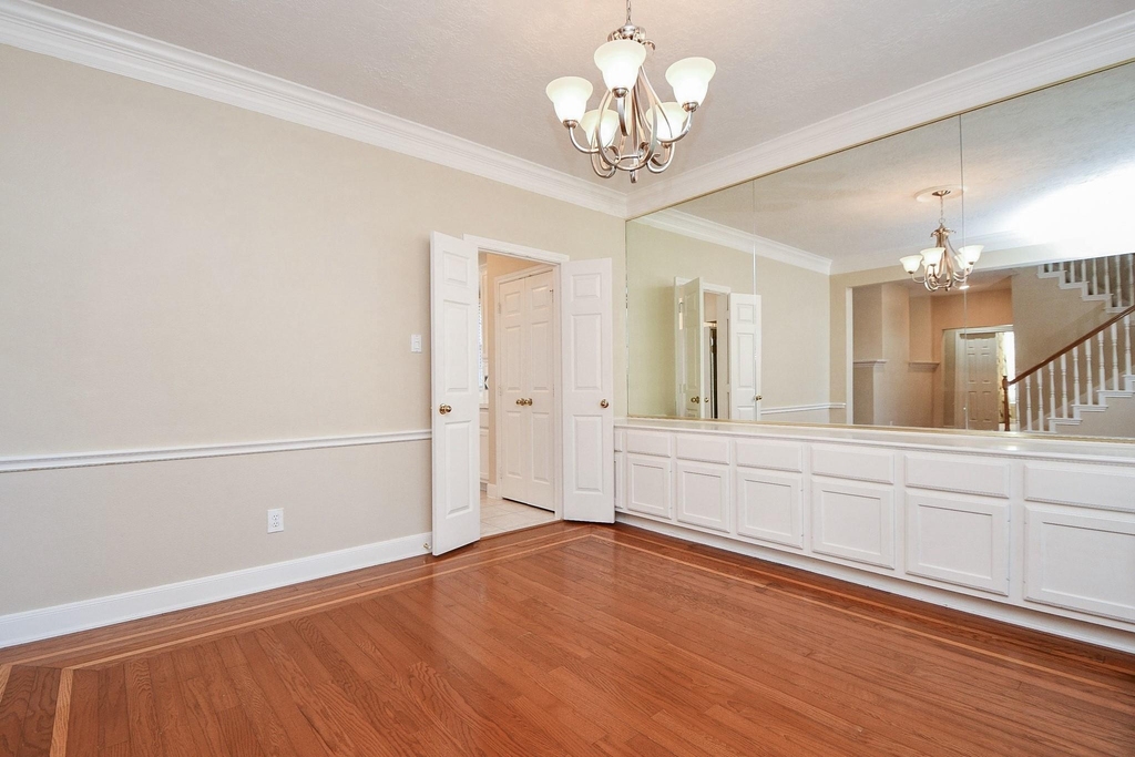 1502 Emerald Springs Court - Photo 5