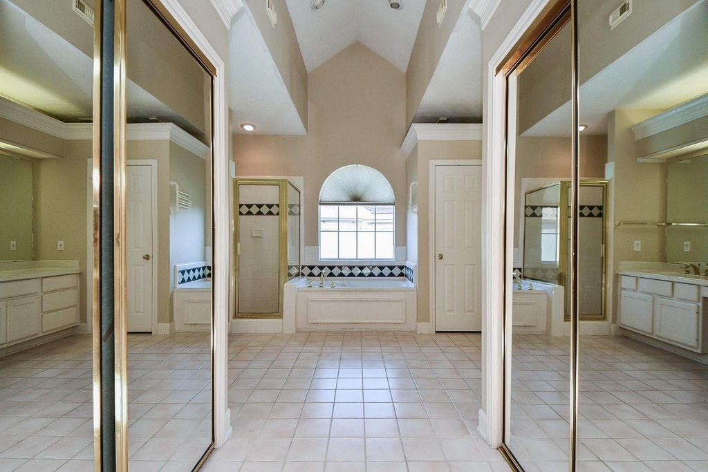 1502 Emerald Springs Court - Photo 18