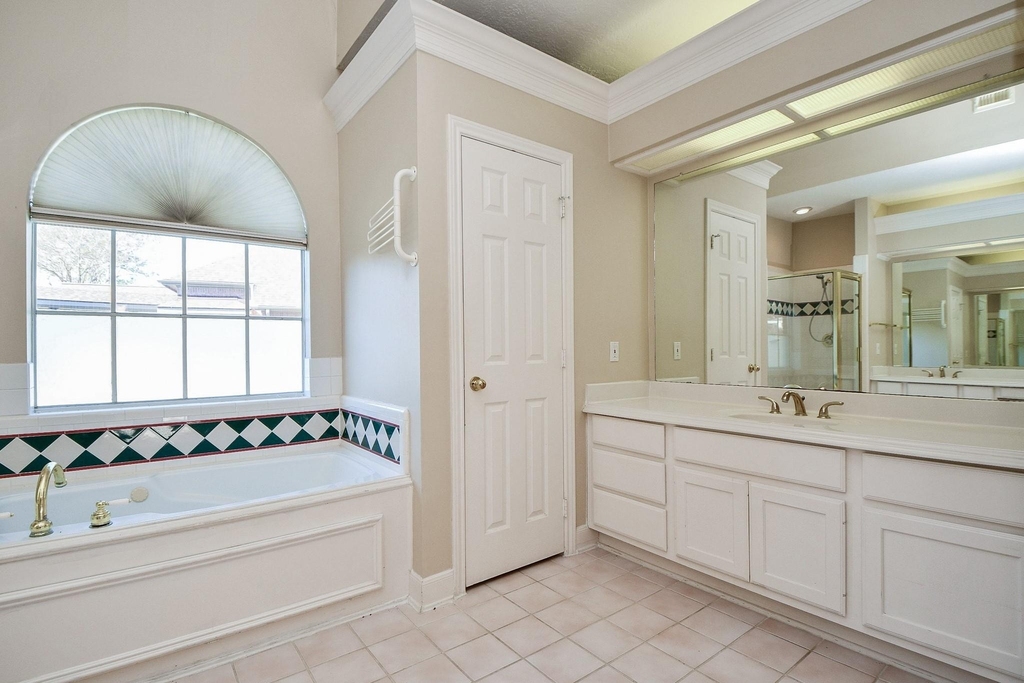 1502 Emerald Springs Court - Photo 20