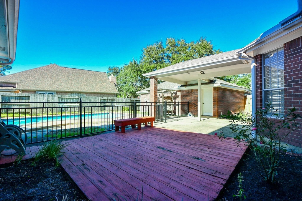 1502 Emerald Springs Court - Photo 46
