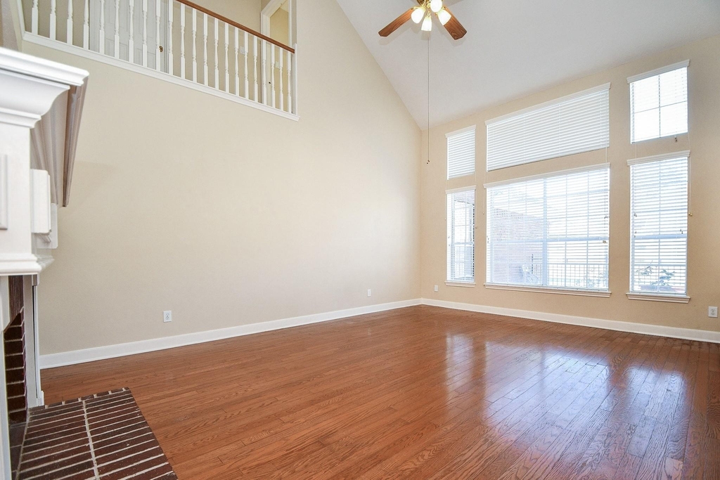 1502 Emerald Springs Court - Photo 10