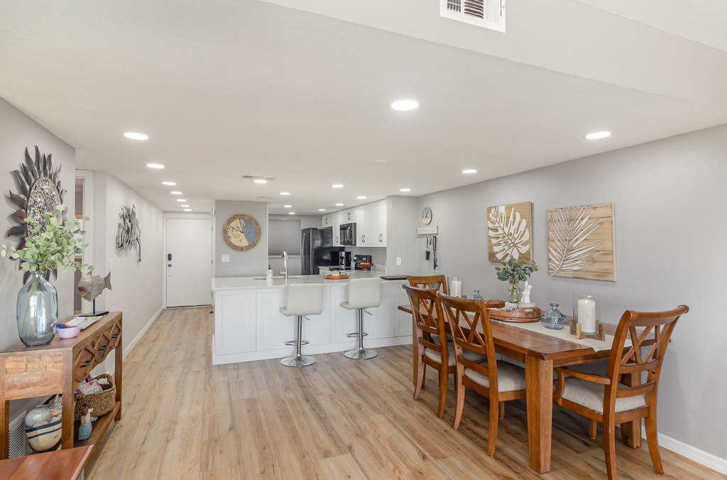 650 N Atlantic Avenue - Photo 2