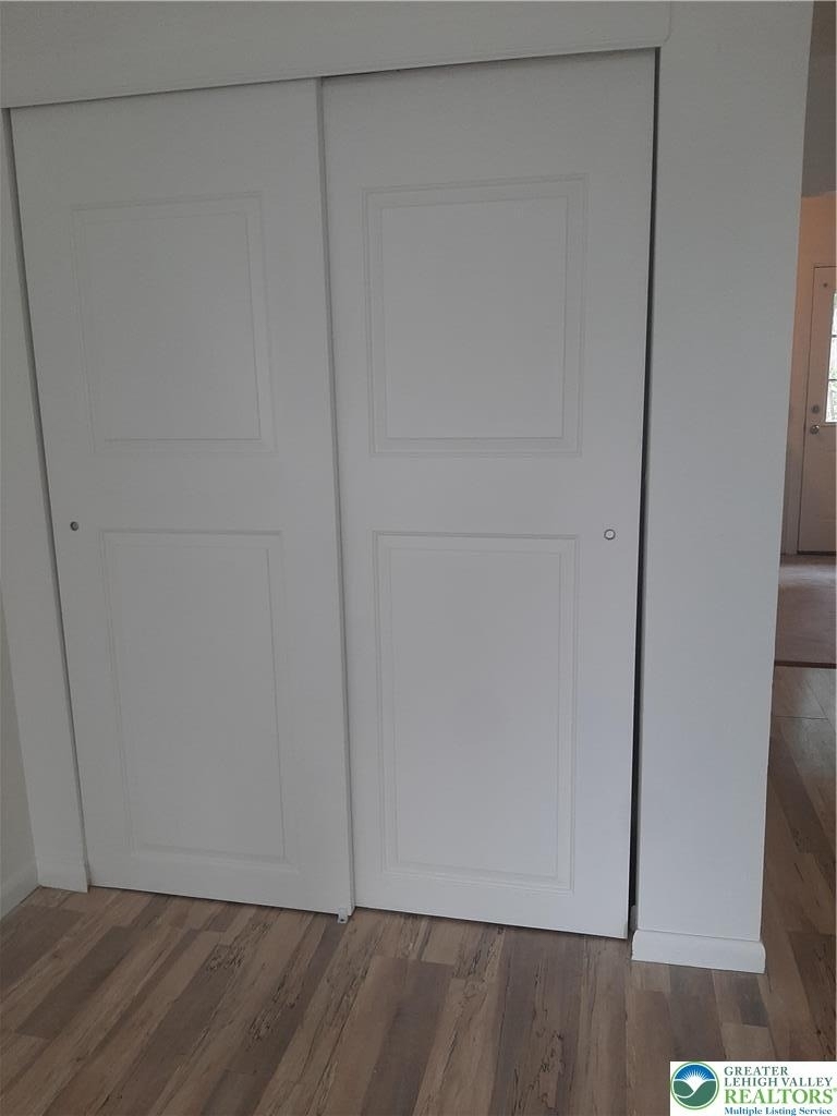 824 E 8th Street E - Photo 5
