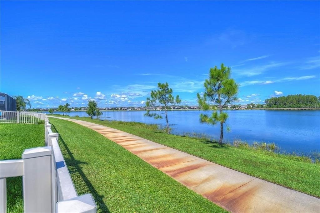 19391 Long Lake Ranch Boulevard - Photo 32