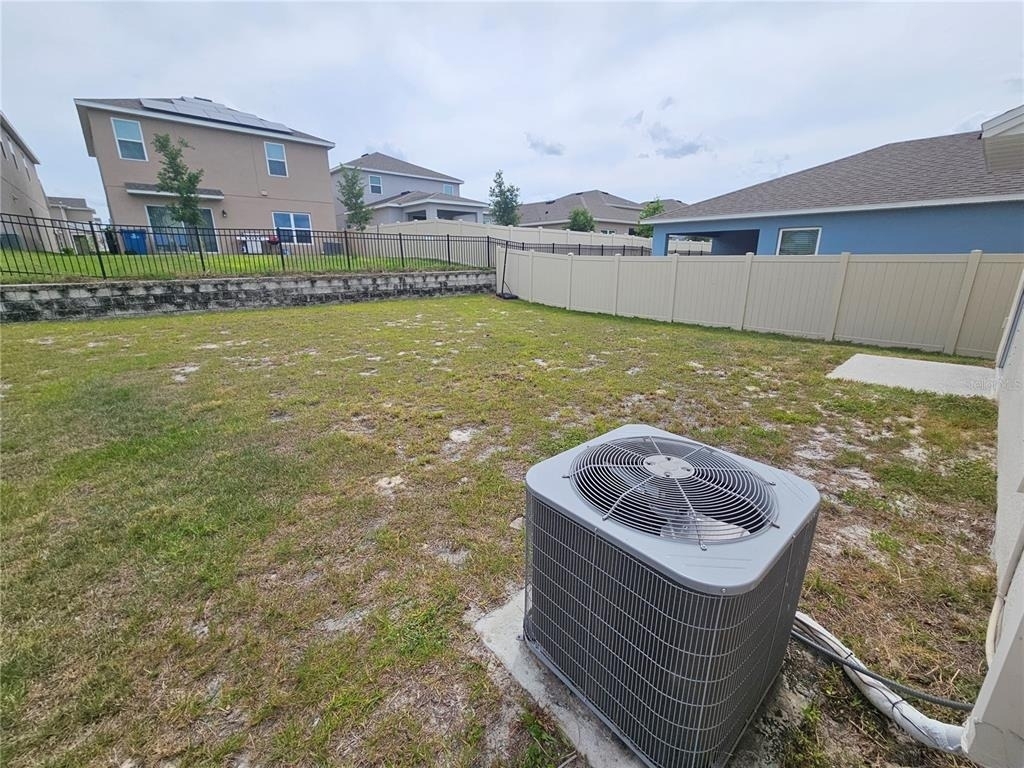 1387 Berry Lane - Photo 32