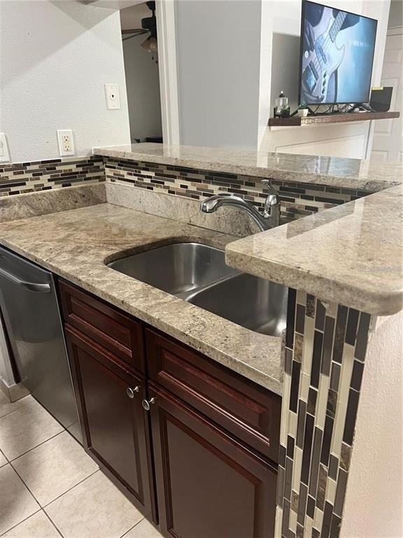 8643 Mallard Reserve Drive - Photo 3