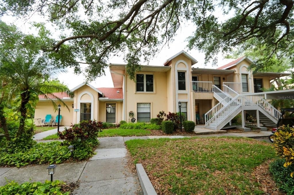 323 Knottwood Court - Photo 1