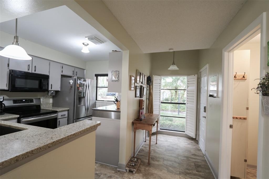 323 Knottwood Court - Photo 3