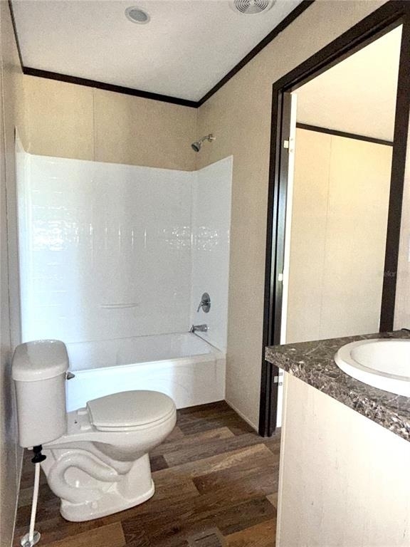 806 Swindell Avenue N - Photo 8