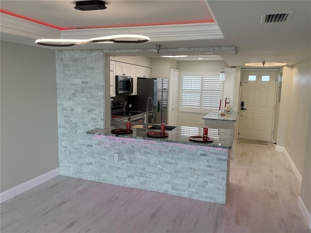 2530 Gary Circle - Photo 4